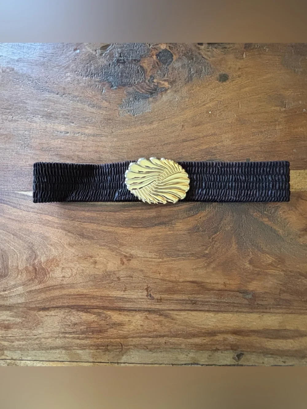 Elegant Vintage Black Waist Belt with Gold Shell Buckle - Women Accessories